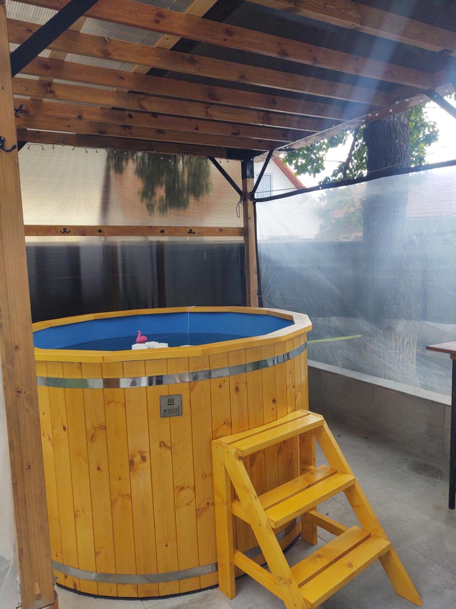Vendel Guesthouse Lutoasa 外观 照片